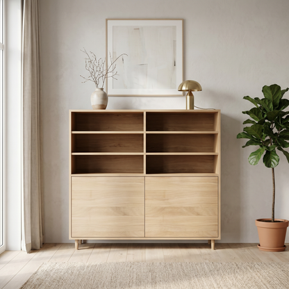 Hochschrank aus Eiche, schmal, geölt, Wildwuchs-Möbel, 120cm breit, modernes Design, sichtbare Holzmaserung, elegante Oberfläche