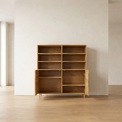 Hochschrank aus Eiche, schmal, natur geölt, von Wildwuchs-Möbel, mit schlichter Fuge, 120cm breit, moderne Holzkommode