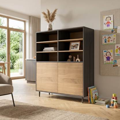 Moderner Highboard aus Eiche, Wildwuchs-Möbel, 120cm breit, natur und schwarz geölt, schmal mit schlichten Fugen