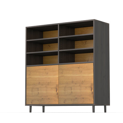 Rustikaler Highboard aus Eiche mit schmalen Fugen, natur- und schwarz geölt, 120 cm breit, von Wildwuchs-Möbel.