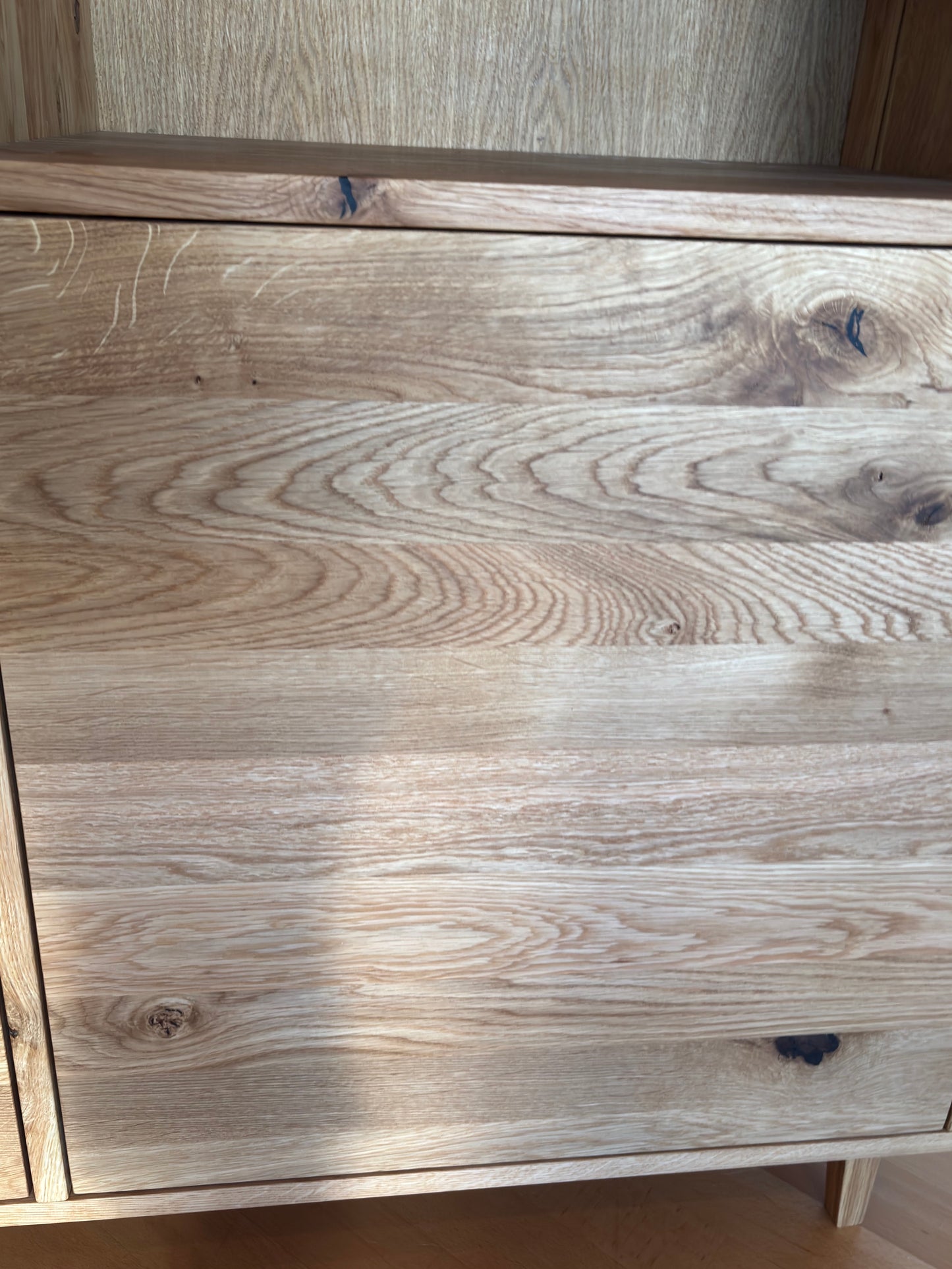 Highboard Eiche Rustikal – Natur geölt Ausstellungsstück