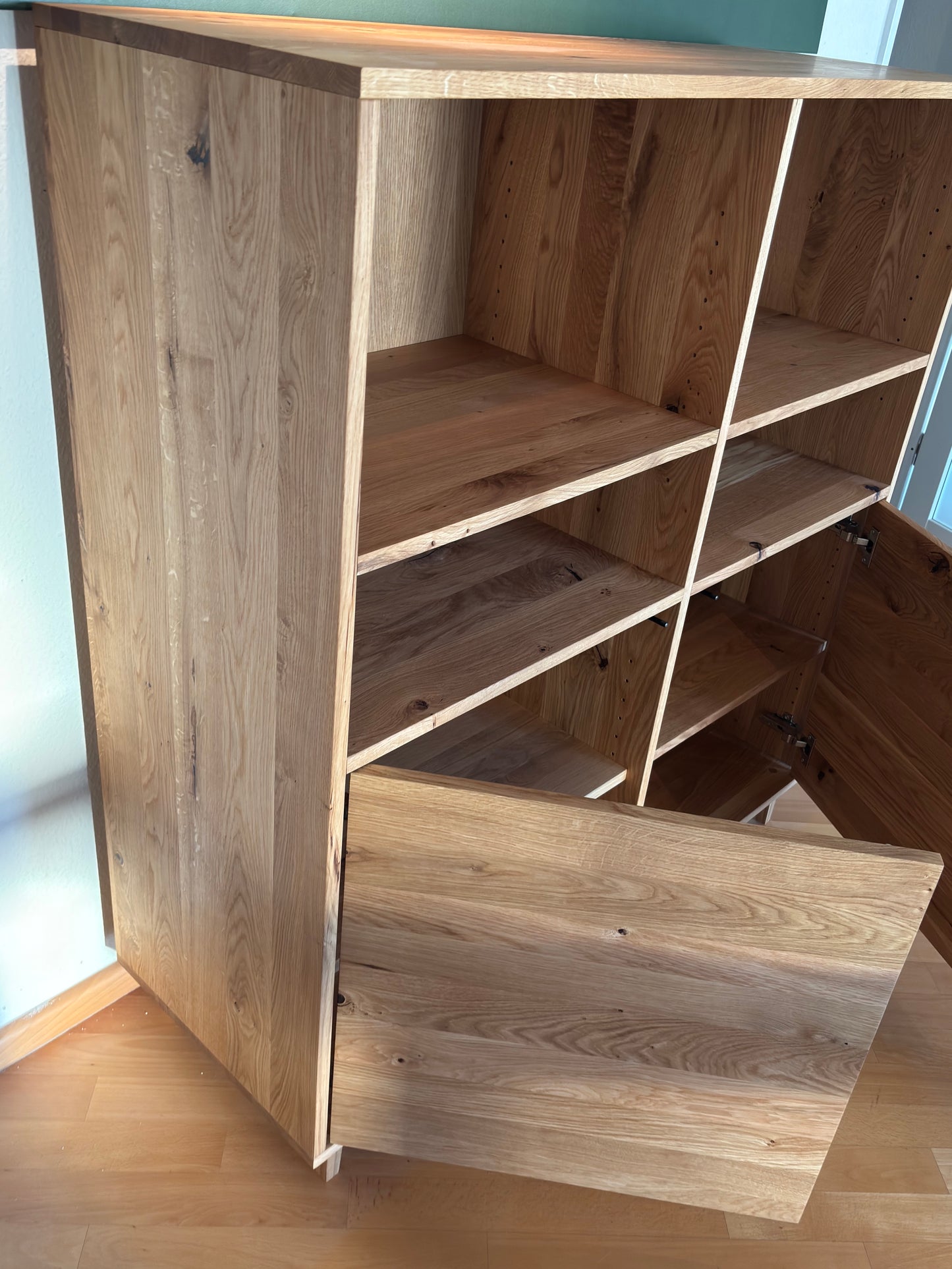 Highboard Eiche Rustikal – Natur geölt Ausstellungsstück