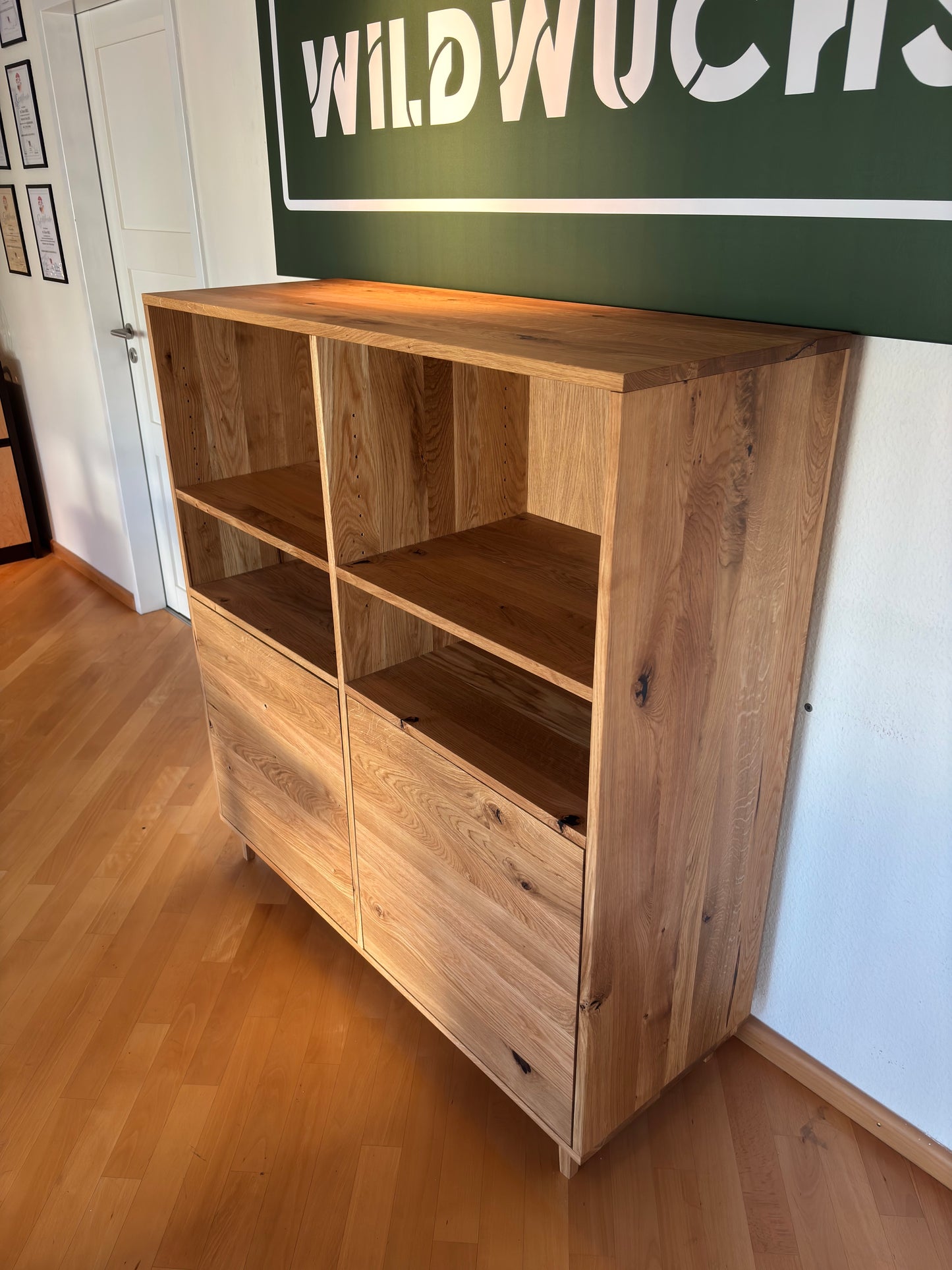 Highboard Eiche Rustikal – Natur geölt Ausstellungsstück