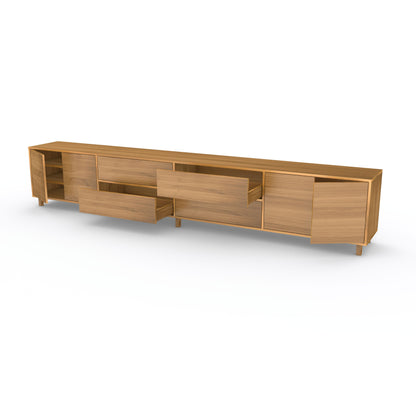 Helles Eichen-Sideboard von Wildwuchs-Möbel, naturgeölt, 340 cm lang, mit Schubladen und Türen, modernes Design.